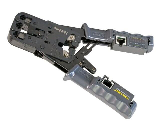 Pinza a crimpare per cavi di rete con tester incorporato