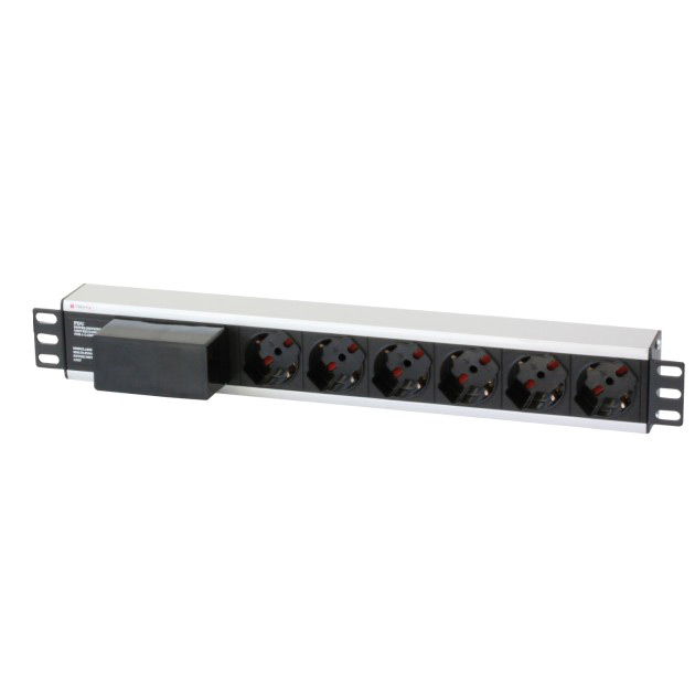 Multipresa 6 Posti da Rack 19'' con Magnetotermico Spina Italiana Cavo 3 metri 1U
